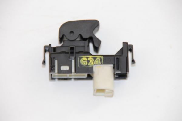 Schalter Fensterheber hinten rechts 8481006030 Toyota RAV4 3 SA CA