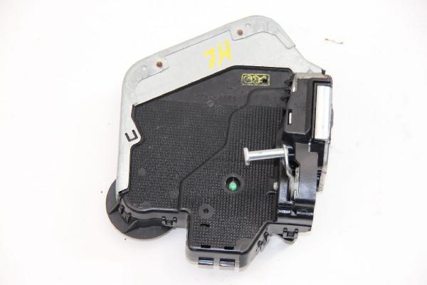 Türschloß hinten links 6906042030 Toyota RAV4 3 SA CA