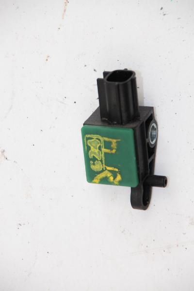 Airbag Sensor hinten rechts 33276943KR VW PASSAT Variant 3C