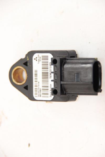 Airbag Sensor hinten links 8651A001 Citroen C-CROSSER