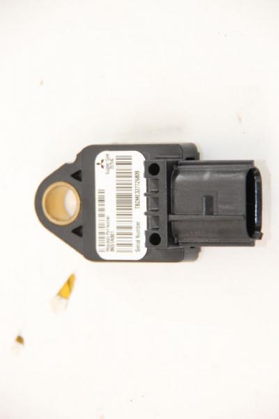 Airbag Sensor hinten rechts 8651A001 Citroen C-CROSSER