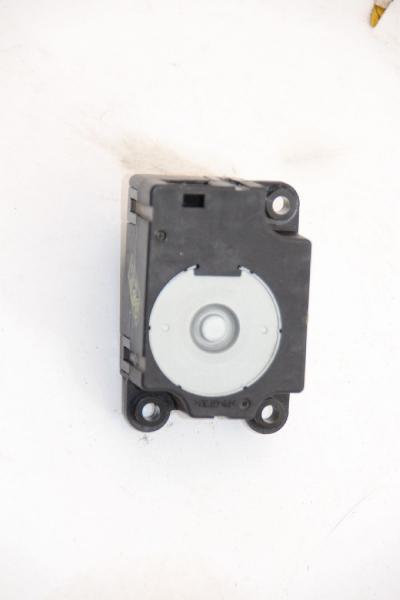 Stellmotor Heizung 5037521120 Subaru FORESTER 3 SH