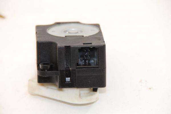 Stellmotor Heizung 5037521120 Subaru FORESTER 3 SH