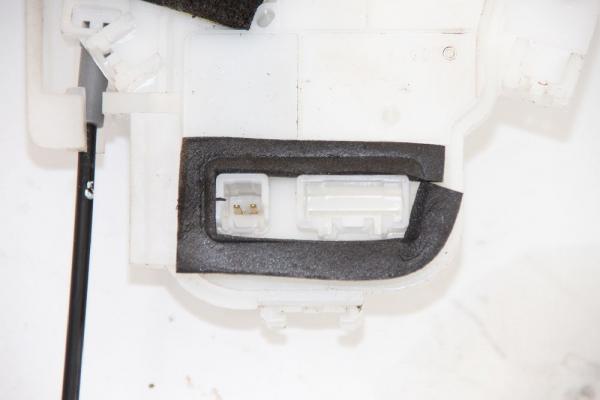 Türschloß vorn rechts 61032SC240 Subaru FORESTER 3 SH