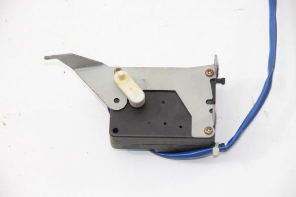 Ansaugkrümmer Mazda 2 DE 0998000251 ZJ3813100 1,3 62 KW 84 PS Benzin 07-2012 gebraucht 1