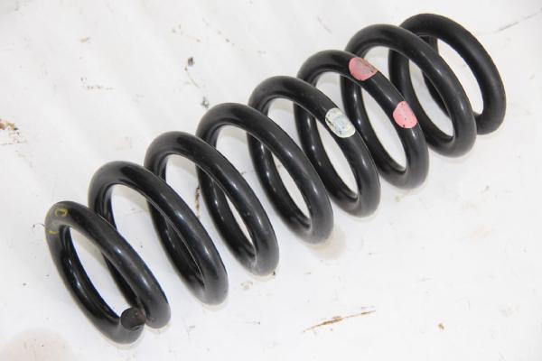 Feder hinten rechts 4131165J00 Suzuki GRAND VITARA 2