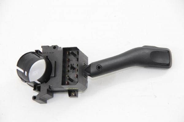 Schalter Blinker 8L0953513G VW GOLF 4 Variant