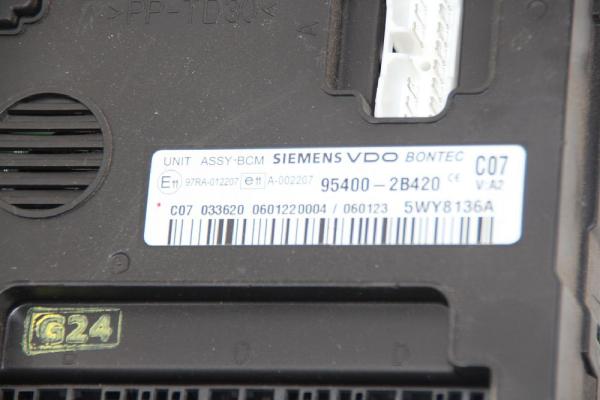 Steuergerät Zentralverriegelung 954002B420 Hyundai SANTA FE 2 CM