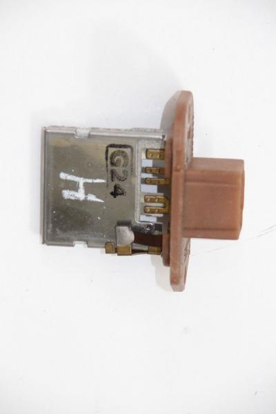 Heizgebläsevorwiderstand 979072B000 Hyundai SANTA FE 2 CM