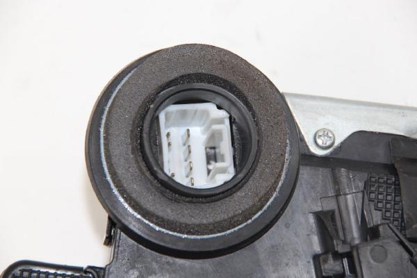 Türschloß hinten rechts 6906042030 Toyota RAV4 3 SA CA