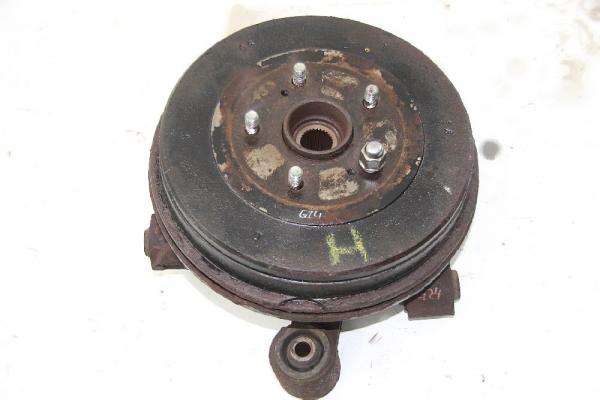 Achsschenkel hinten links 4615065J00 Suzuki GRAND VITARA 2
