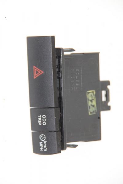 Schalter Warnblink 8433047020 Toyota PRIUS 2 NHW20