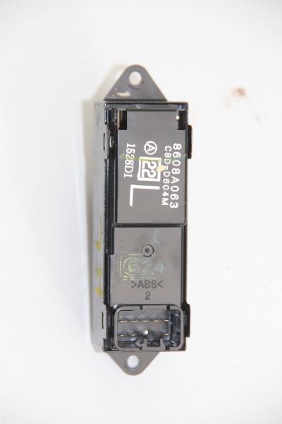 Schalter Fensterheber hinten links 8608A063 Mitsubishi OUTLANDER 2