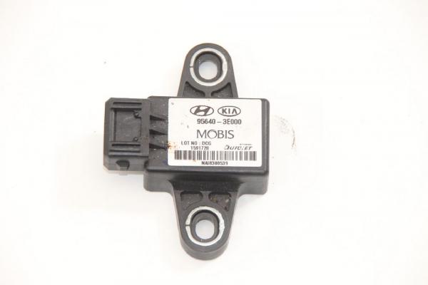 Sensor Querbeschleunigung 956403E000 Kia SORENTO 1 JC