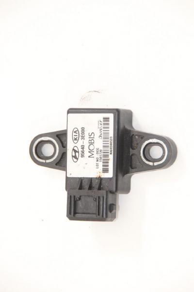 Sensor Querbeschleunigung 956403E000 Kia SORENTO 1 JC