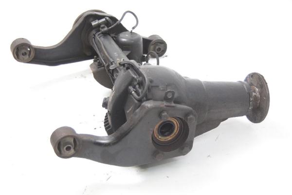 Achse vorn MR548646 Mitsubishi PAJERO 3 V60