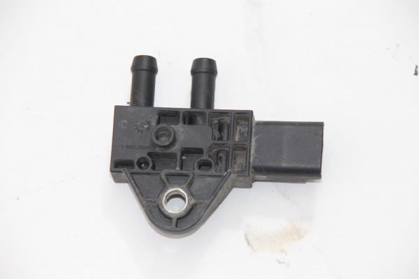 Ölfilterstutzen Fiat DOBLO 2 263 55269522 199A3000 1,2 66 KW 90 PS Diesel 11-201 gebraucht 2