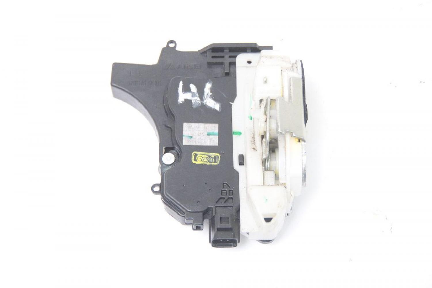 Türschloß hinten links 5745A093 Mitsubishi L 200 4 KB4T