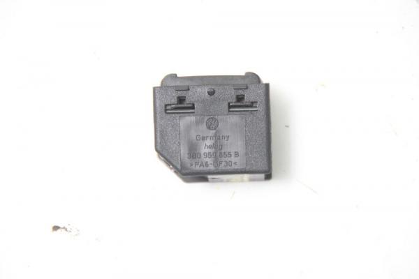 Schalter Fensterheber hinten links 3B0959855B VW GOLF 4 Variant