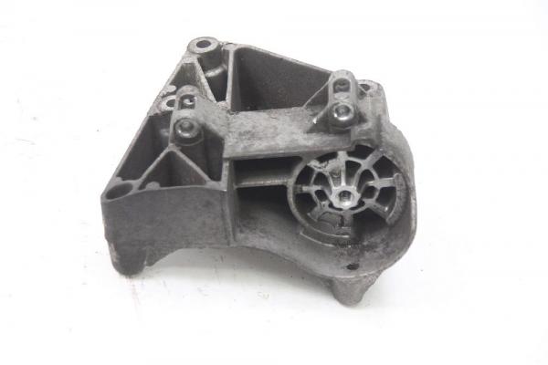 Aggregatehalter 64557512556 BMW 5er Touring E39