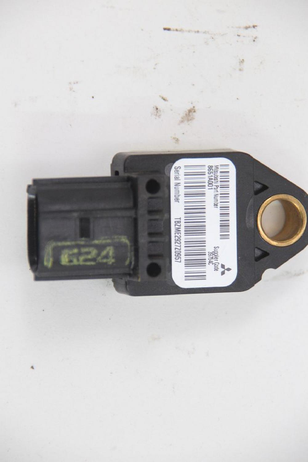 Airbag Sensor vorn rechts 8651A001 Peugeot 4007