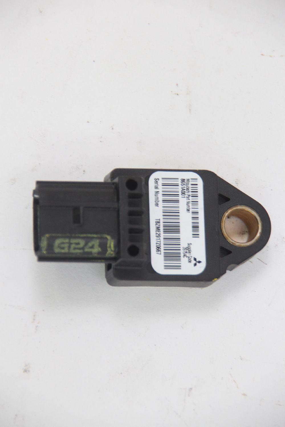 Airbag Sensor hinten links 8651A001 Peugeot 4007