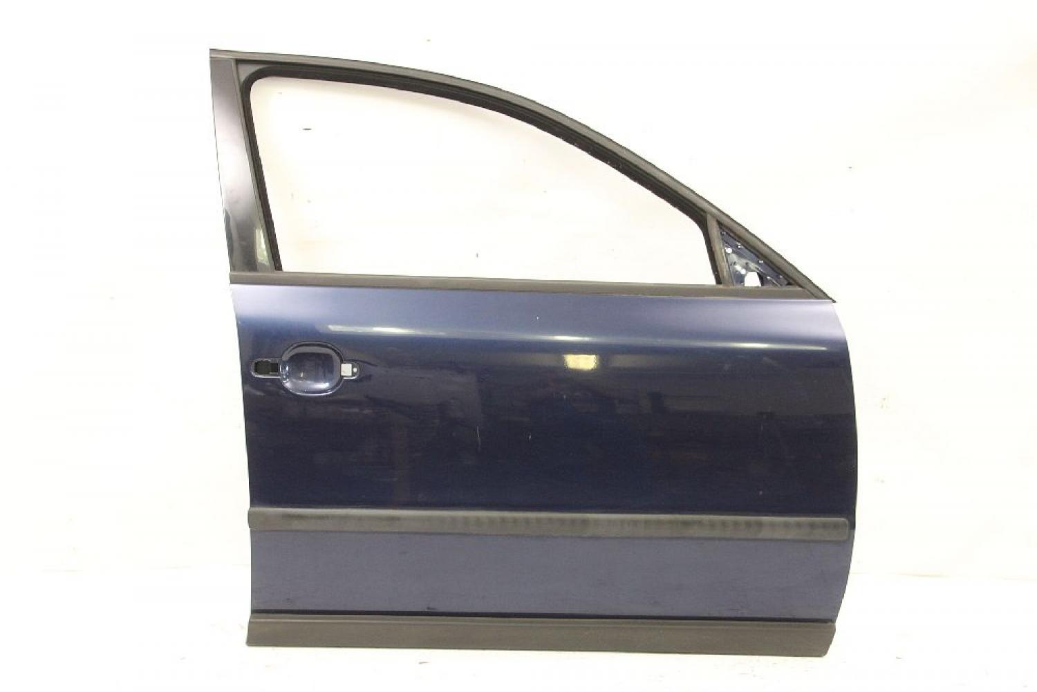 Tür vorn rechts 3B4831052BE VW PASSAT Variant 3B