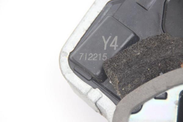 Türschloß hinten links 6906042030 Toyota RAV4 3 SA CA