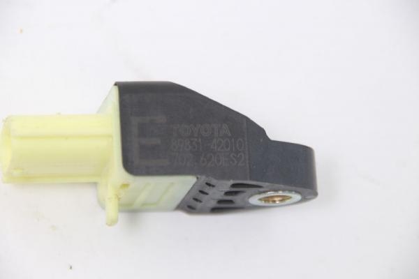 Ölkühler VW GOLF 7 04E117021K DKRF 1.0 85 KW 115 PS Benzin 05-2019 gebraucht 1