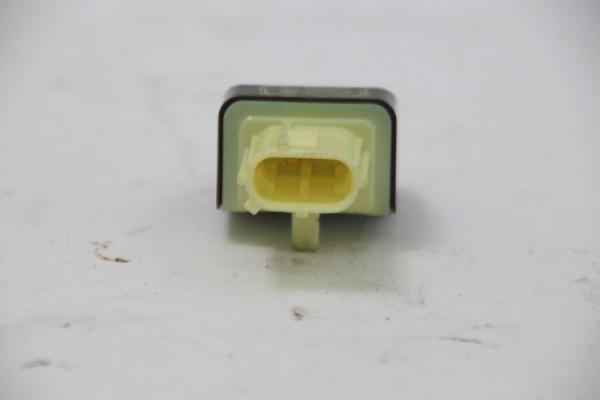 Airbag Sensor hinten rechts 8983133020 Toyota RAV4 3 SA CA