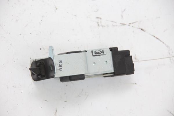 Stellmotor ZV Tankklappe 957203K000 Kia MAGENTIS 2