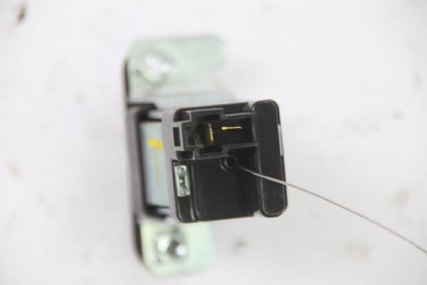 Stellmotor ZV Tankklappe 957203K000 Kia MAGENTIS 2