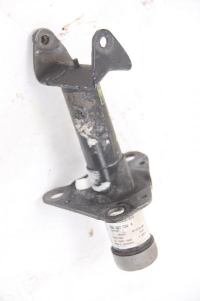 Pralldämpfer vorn rechts 3B0807134A VW PASSAT 3B