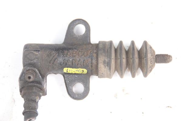 Kupplung - Nehmerzylinder 30620EA000 Nissan NAVARA D40