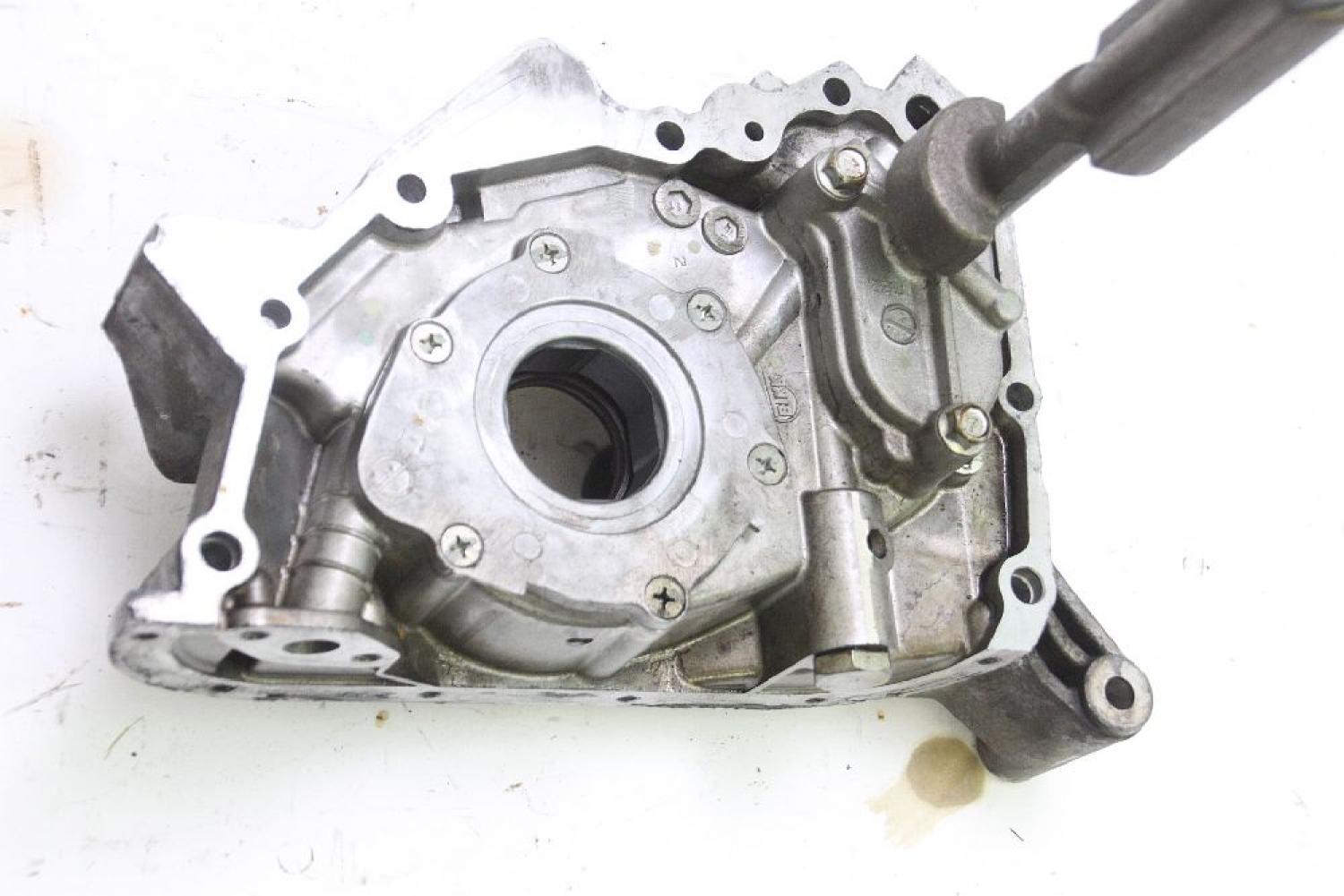 Stirndeckel 1064A035 Mitsubishi L 200 4 KB4T