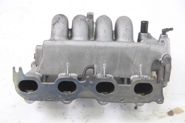 Ansaugkrümmer VW T4 Pritsche 074129713 2,4 55 KW 75 PS Diesel 06-1998 gebraucht 2