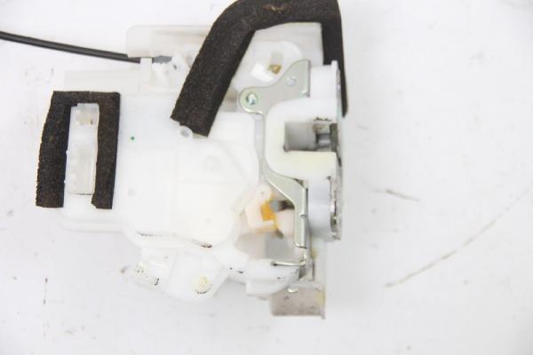 Türschloß vorn rechts 61032SC240 Subaru FORESTER 3 SH