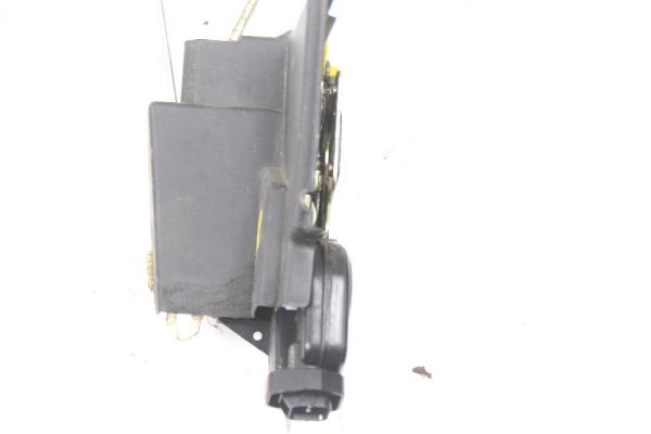 Türschloß vorn rechts 813202E010 Hyundai TUCSON 1