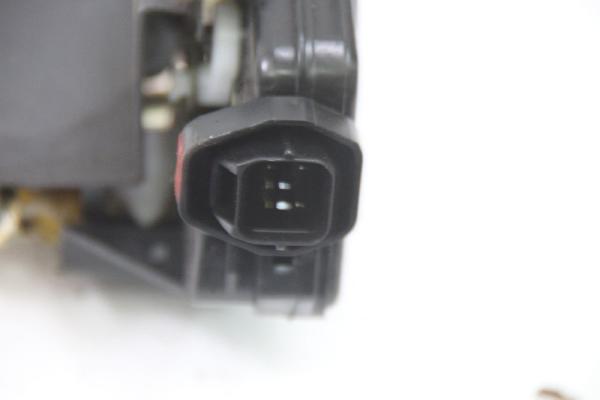 Türschloß vorn rechts 813202E010 Hyundai TUCSON 1