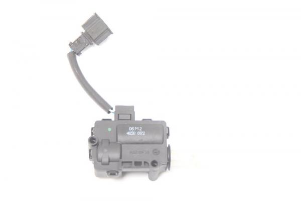Stellmotor sonstige 06M240500172 Skoda SUPERB 2 3T5 Combi