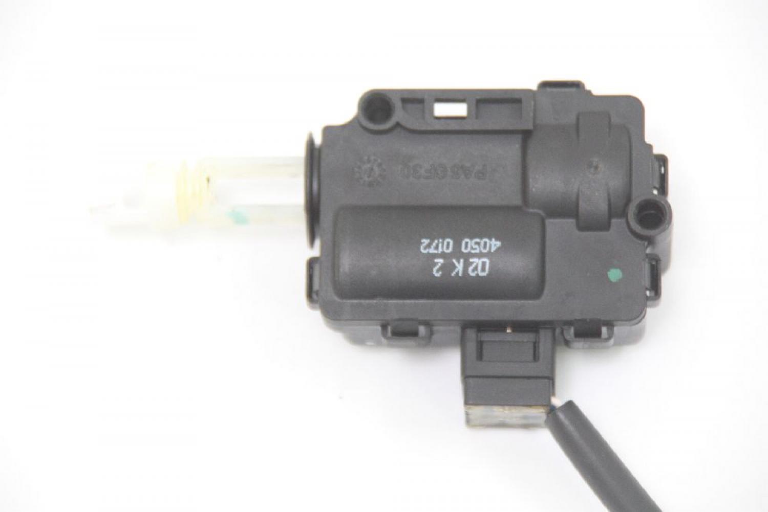 Stellmotor sonstige 02K240500172 Skoda SUPERB 2 3T5 Combi