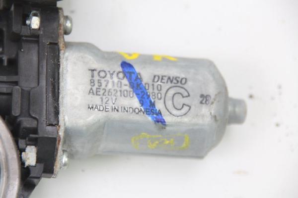 Fensterheber-Motor vorn rechts 857100K010 Toyota HILUX 7 KUN