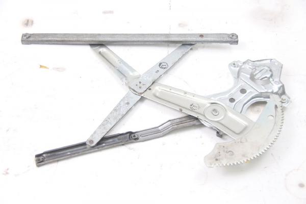 Fensterheber elektrisch 3trg. vorn rechts 6981012560 Toyota COROLLA 8 Compact E11