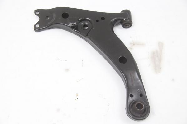 Querlenker vorn links 4806912191 Toyota COROLLA 8 Compact E11