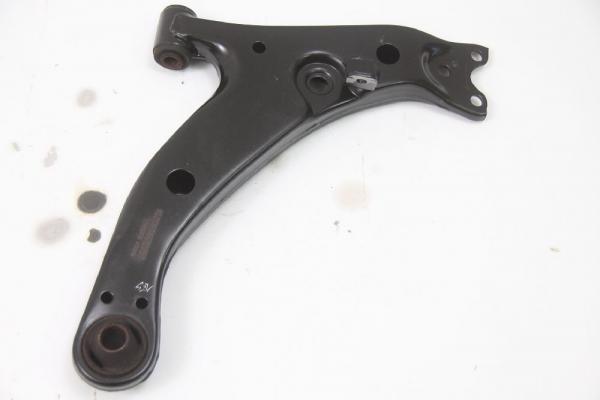Querlenker vorn rechts 4806812191 Toyota COROLLA 8 Compact E11
