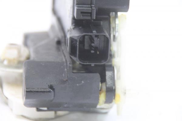 Türschloß hinten rechts MN145876 Mitsubishi OUTLANDER 2