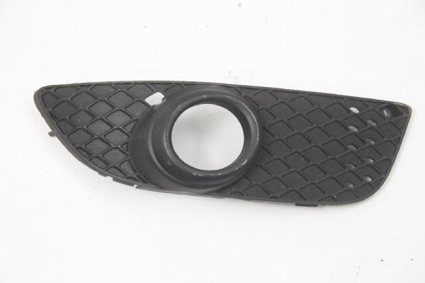 Scheinwerfer Blende 8321A090 Mitsubishi LANCER 8 CY