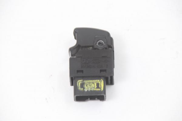 Schalter Fensterheber hinten rechts 9358017510 Hyundai MATRIX FC