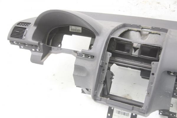 Türgriff vorn links Isuzu D MAX TFR 8981764714 8981764580 02-2013 gebraucht 1