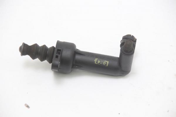Kupplung - Nehmerzylinder 6QE721261 Skoda ROOMSTER 5J